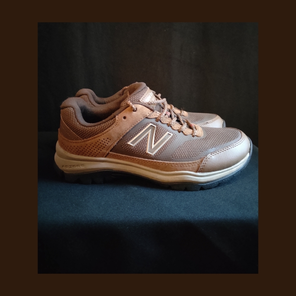 New Balance | Response 1.0 | Size US-7